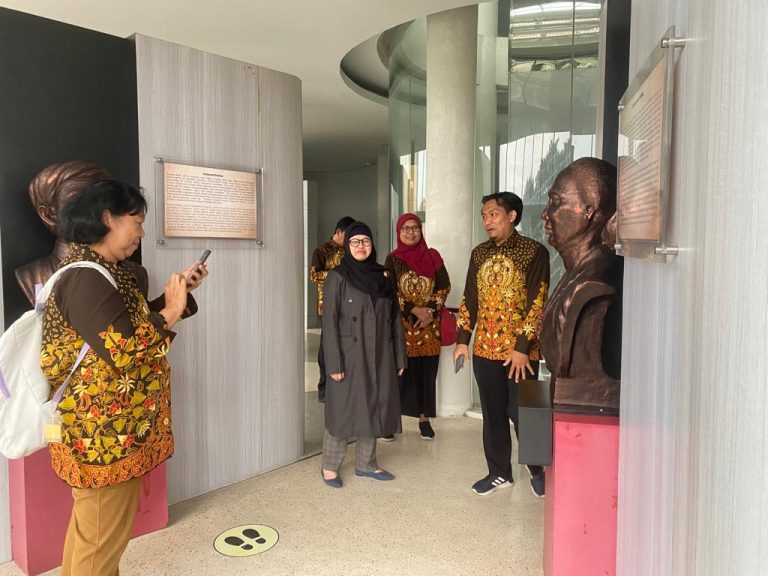 Kunjungan LPPM  Universitas Negeri Semarang